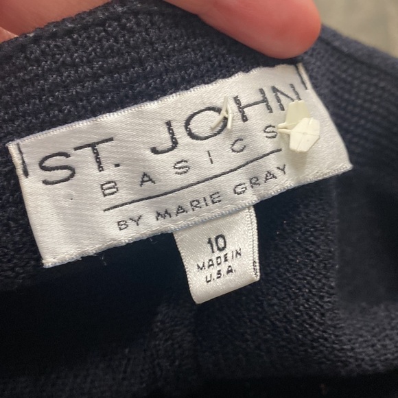 St.John basics black crop knit pants size 10 - Picture 6 of 9